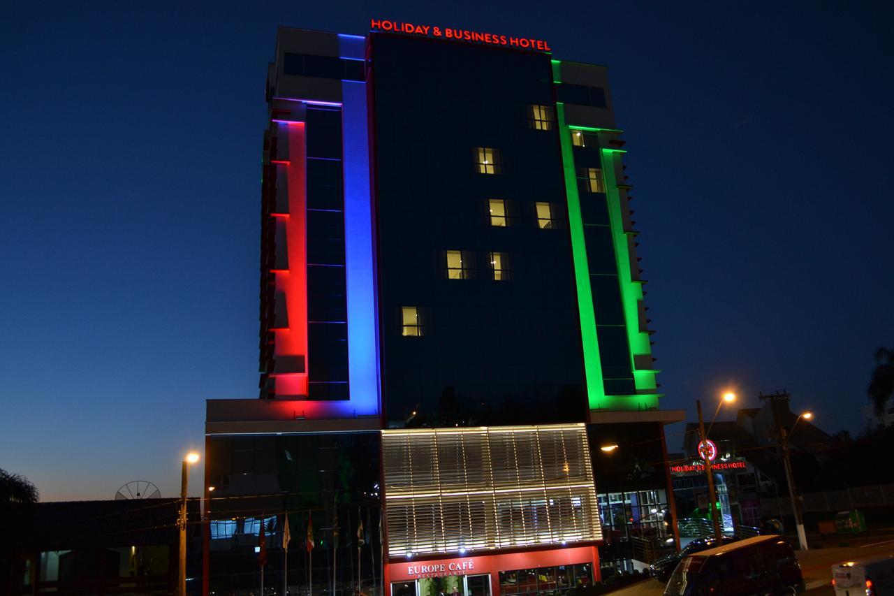 Holiday & Business Hotel - Em Frente Ao Centro De Eventos E Arena Conda Шапеко Екстер'єр фото